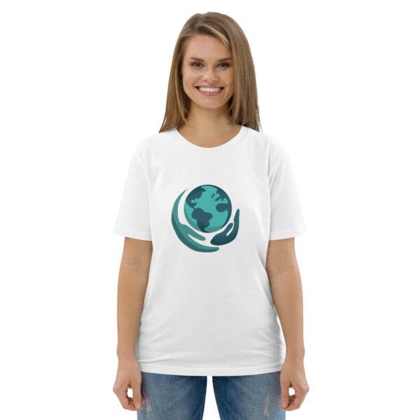 Protect What Matters – Unisex T-Shirt aus 100 % Bio-Baumwolle mit Welt-Motiv in zwei schützenden Händen – Bild 10